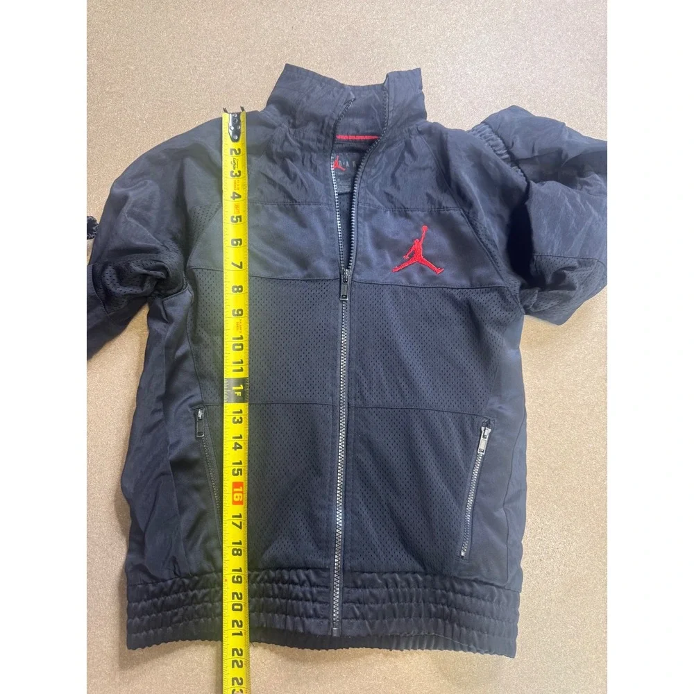 Jordan Boys Black Full Zip Mesh Windbreaker Jacket‎ Red Jumpman Size M 10-12